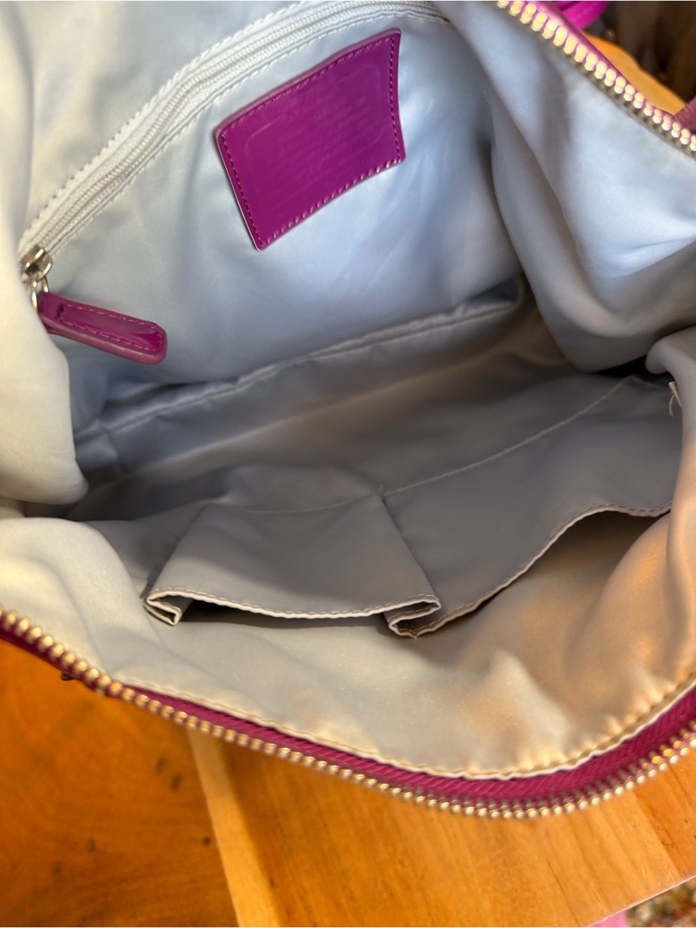 Coach Poppy Barbiecore Y2K 2012 Liquid Gloss Patent Leather Hobo Berry Pink GUC - Picture 2 of 15